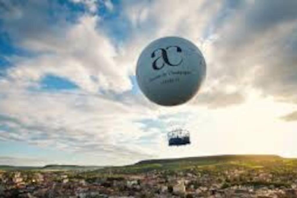 Appartamento L'Ecrin De Lena Épernay Esterno foto